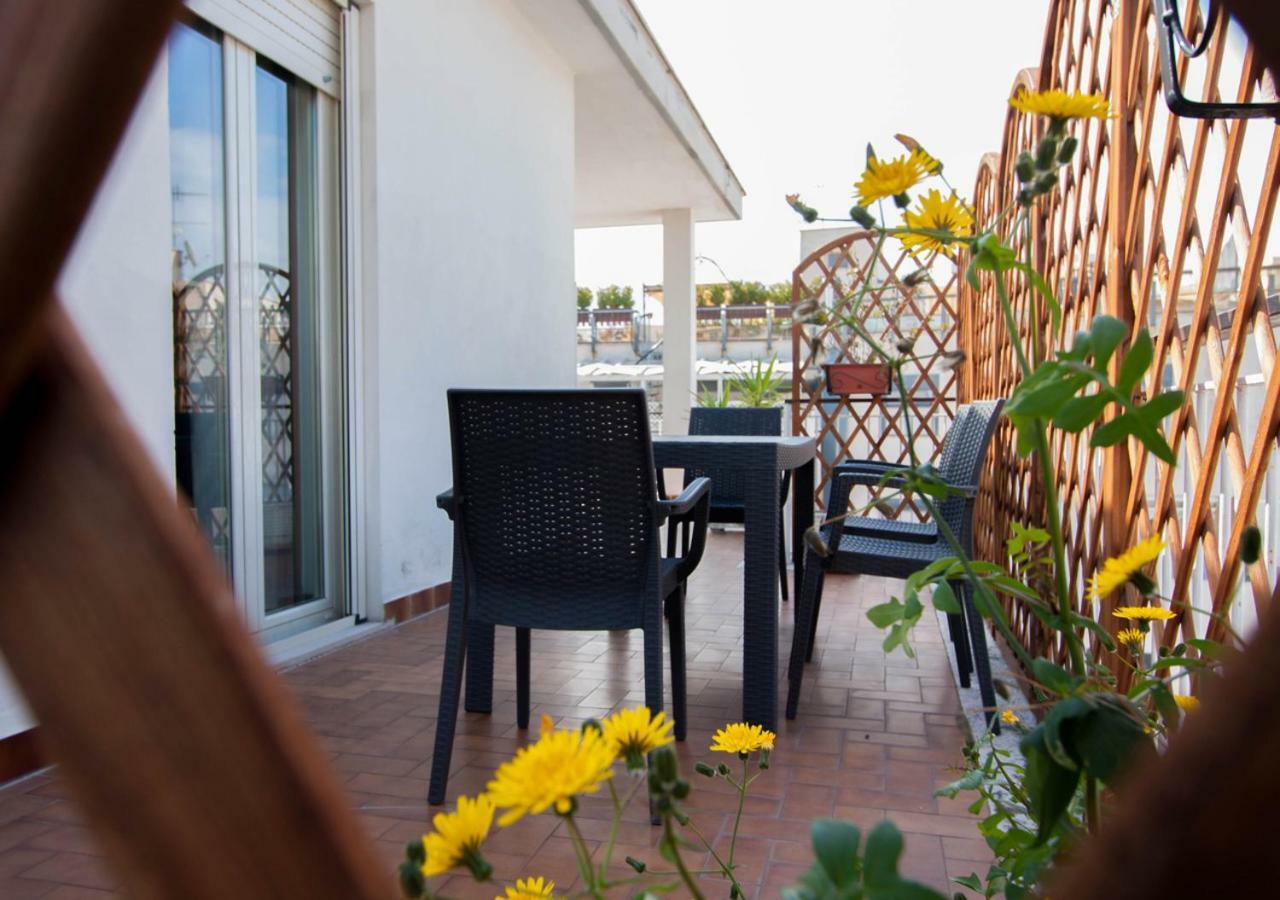Vento Di Ponente Apartment Gaeta Luaran gambar