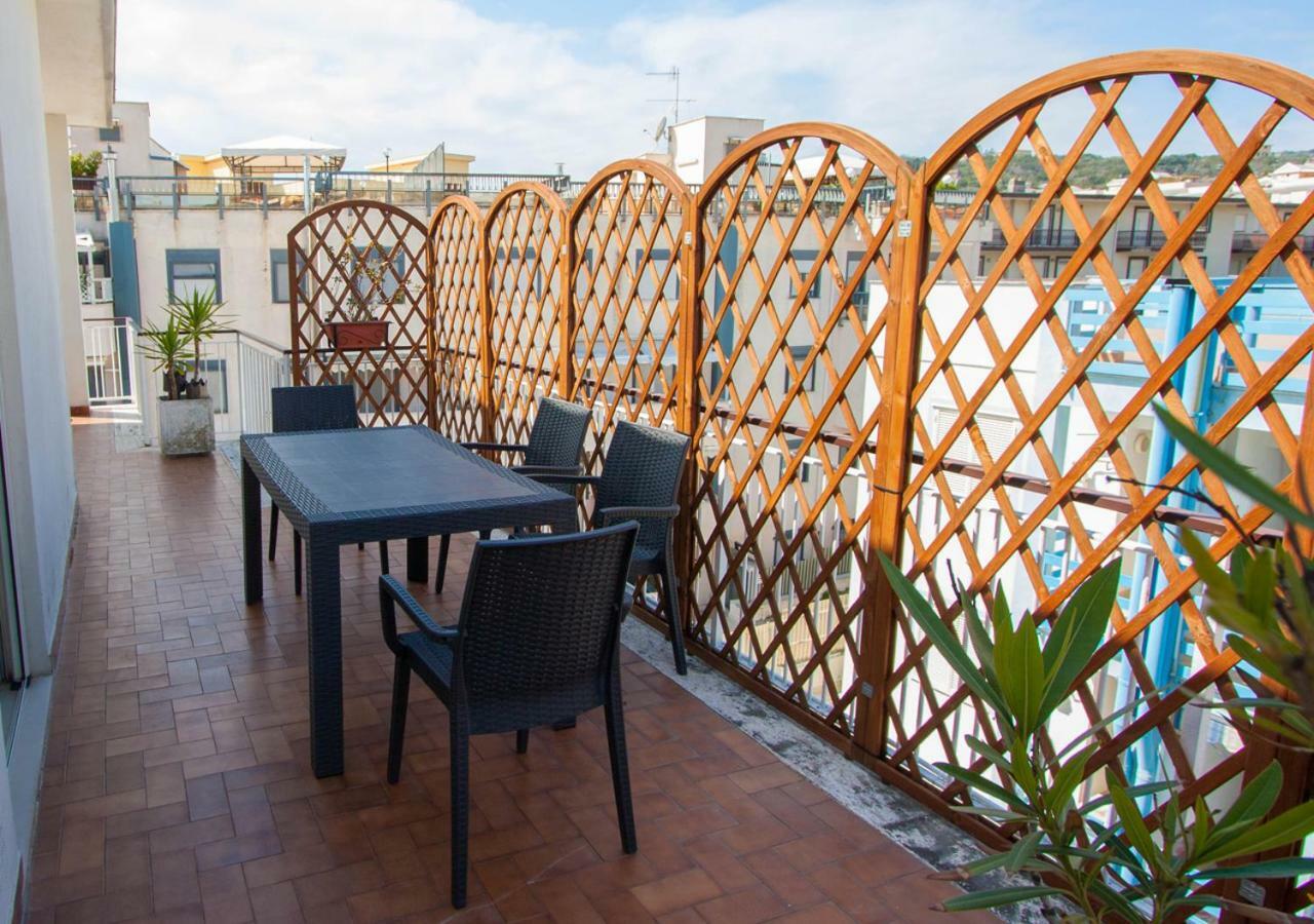 Vento Di Ponente Apartment Gaeta Luaran gambar